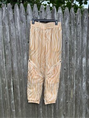 FP Movement Patterned Joggers - Beige & Cream
